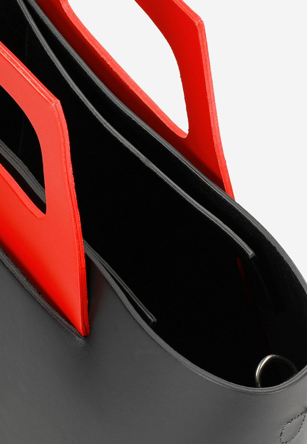 Czarna designerska torebka kuferek z czerwonymi elementami 80322-51 Widok 8