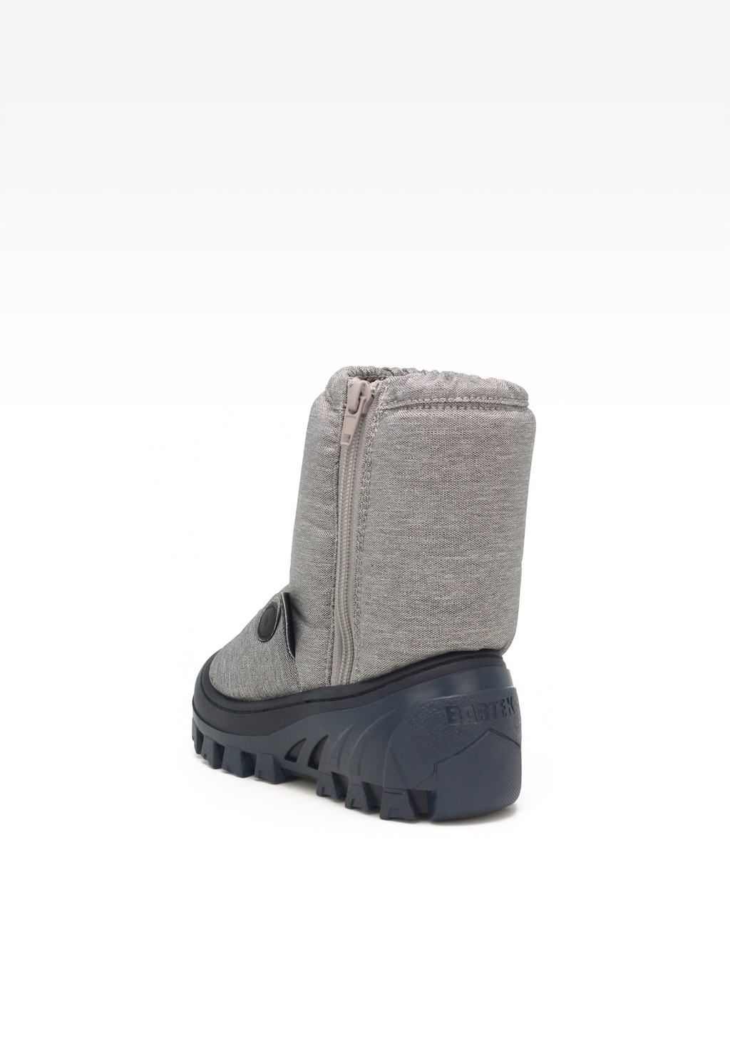 Szary śniegowiec dziecięcy Bartek 14565005 dla chłopców z bocznym zamkiem, materiałową cholewką i grubą, profilowaną podeszwą, widok z tyłu.