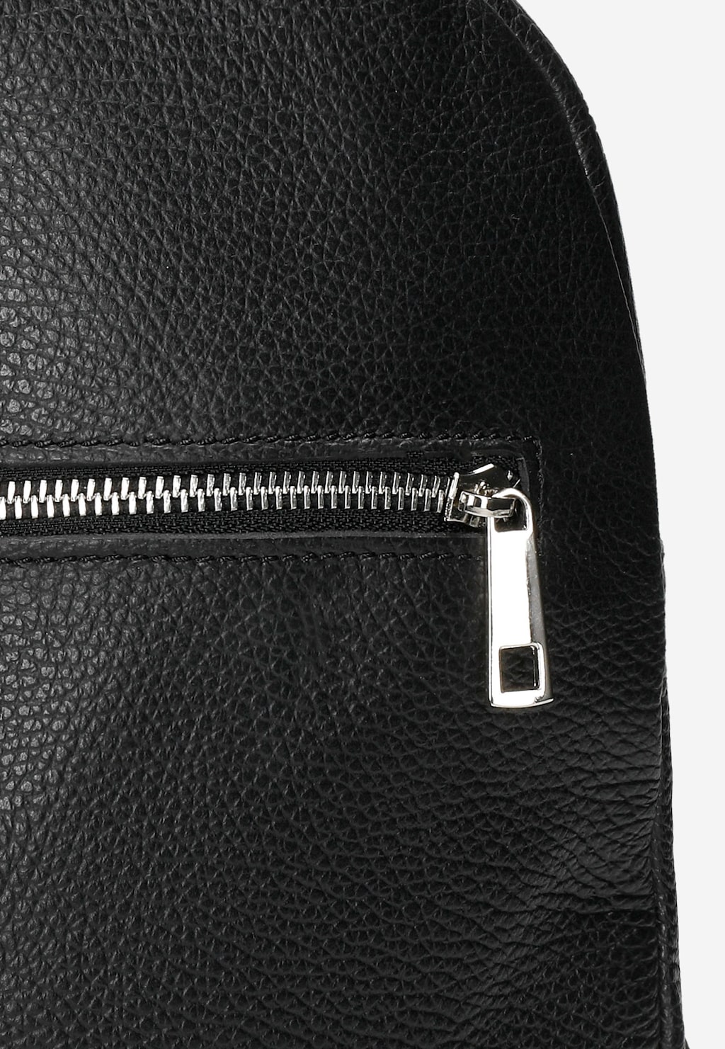 Czarny skórzany plecak damski z przeszyciami 80299-51 Widok 7