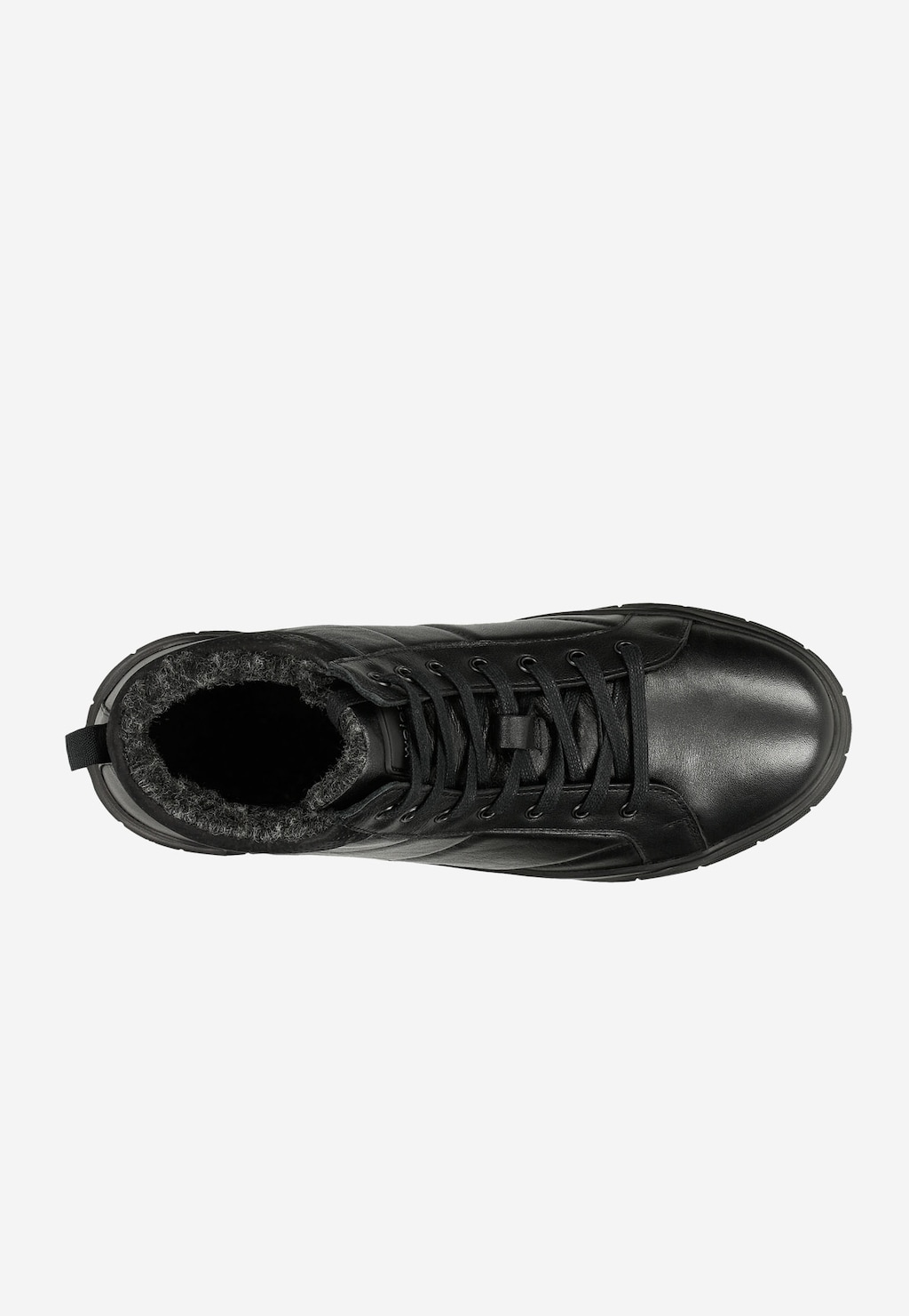 Czarne wysokie trampki męskie Wojas model 24070-71 z widokiem z góry, ukazującym ocieplany kołnierz, sznurówki i skórzaną cholewkę o eleganckim wykończeniu.