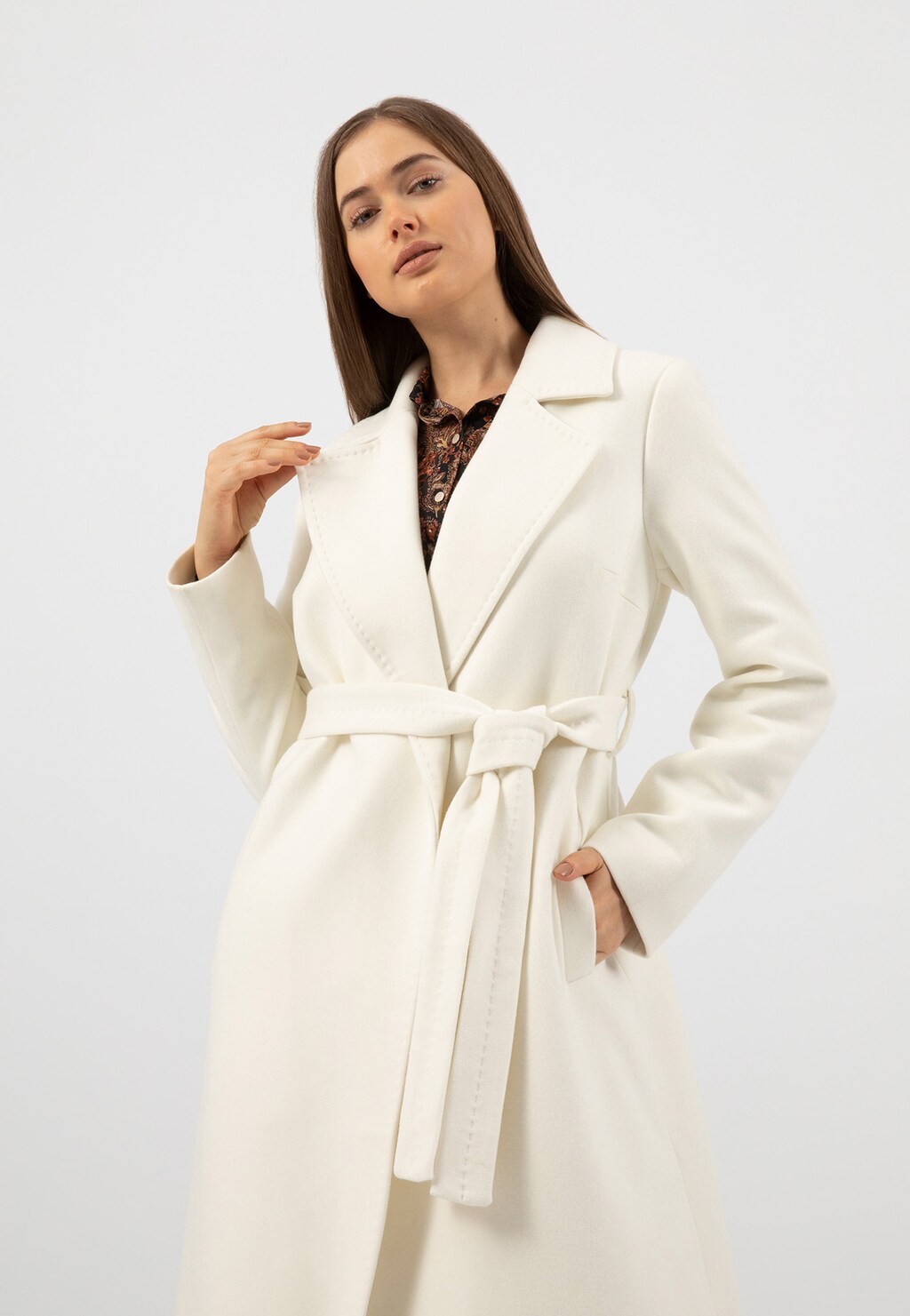 RELAKS długi gładki płaszcz damski ecru R99003-49 Widok 1