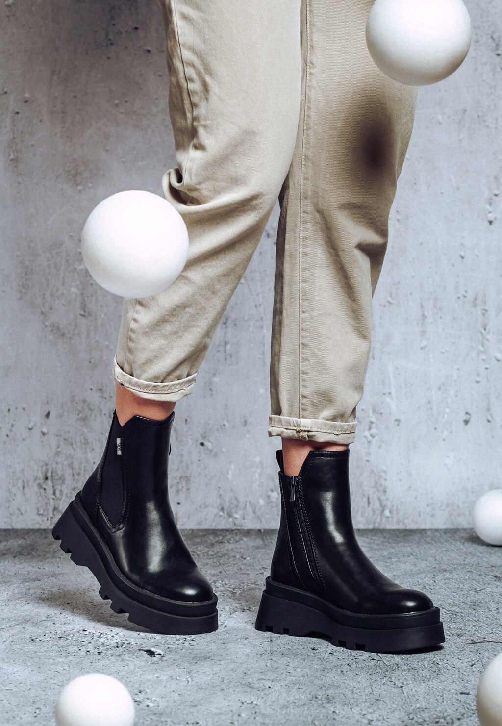 WJS czarne sztyblety damskie na grubej podeszwie WJS46046-81 Widok 1