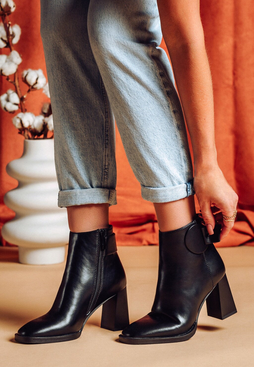 WJS czarne botki na oryginalnym obcasie  WJS46048-51 Widok 1