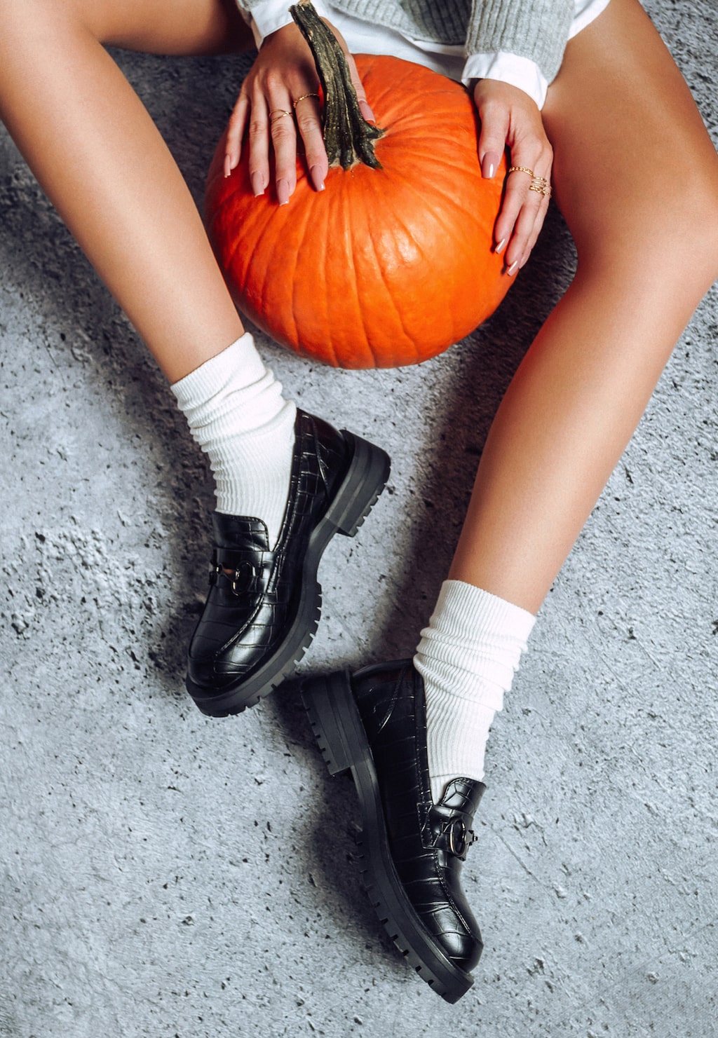 WJS czarne mokasyny z motywem zwierzęcym WJS64061-31 Widok 1