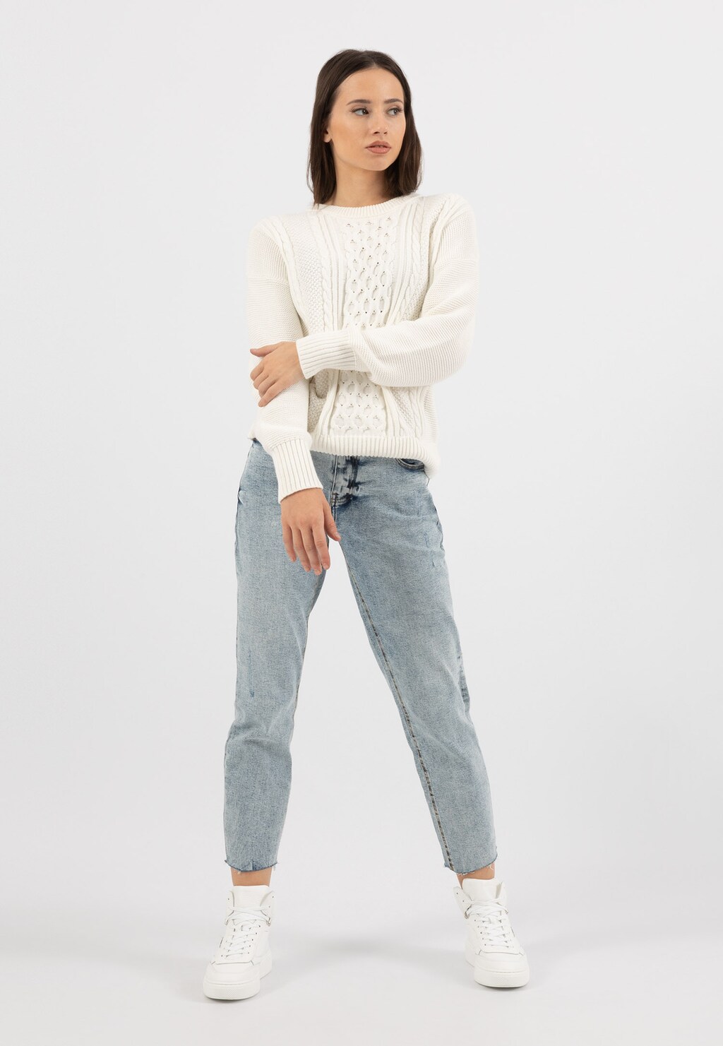 Dámske členkové topánky v športovom štýle z lícovej kože 64045-59 Widok 10