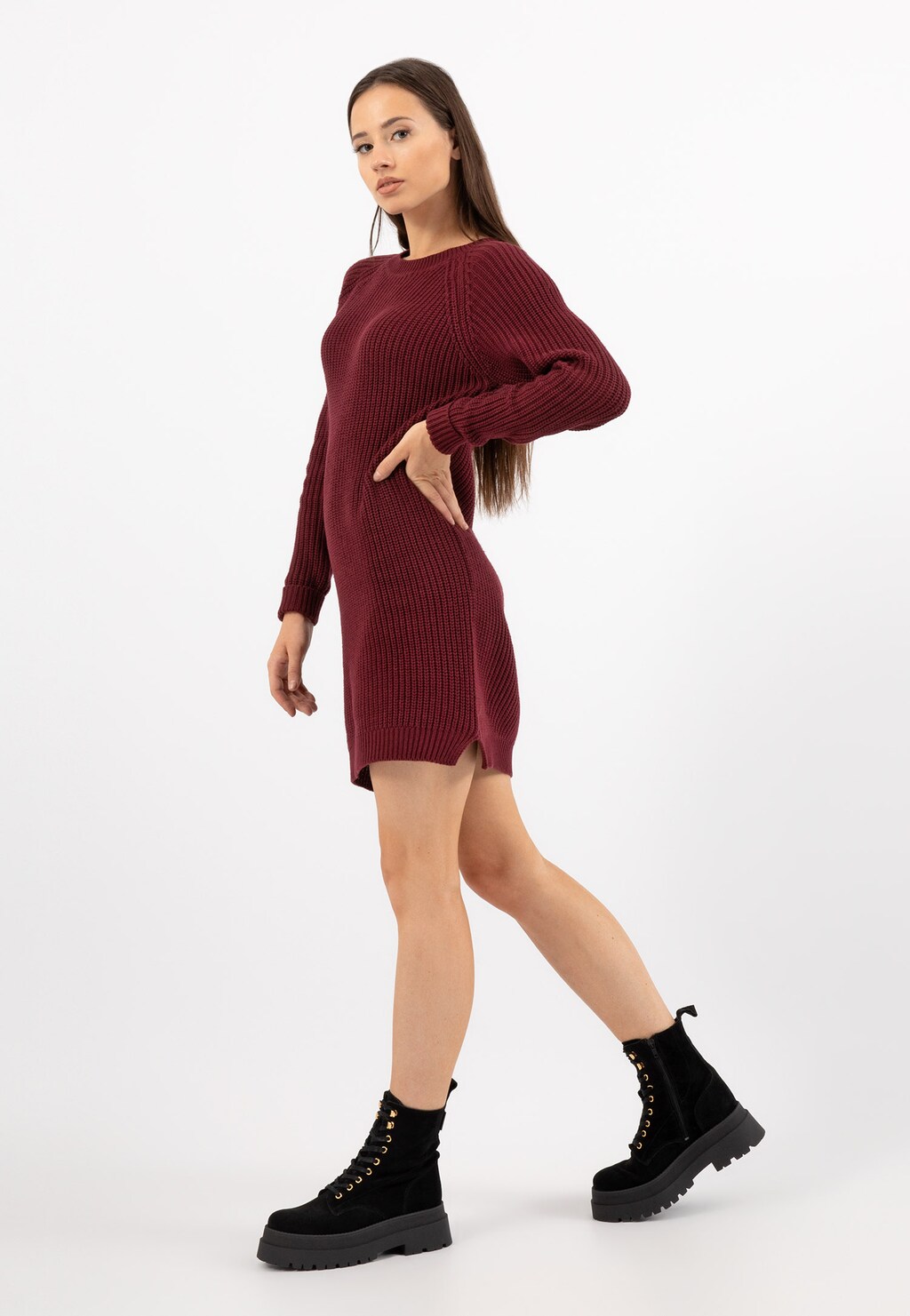 Czarne trzewiki damskie na masywnej podeszwie ze złotymi akcentami 64072-61 Widok 8