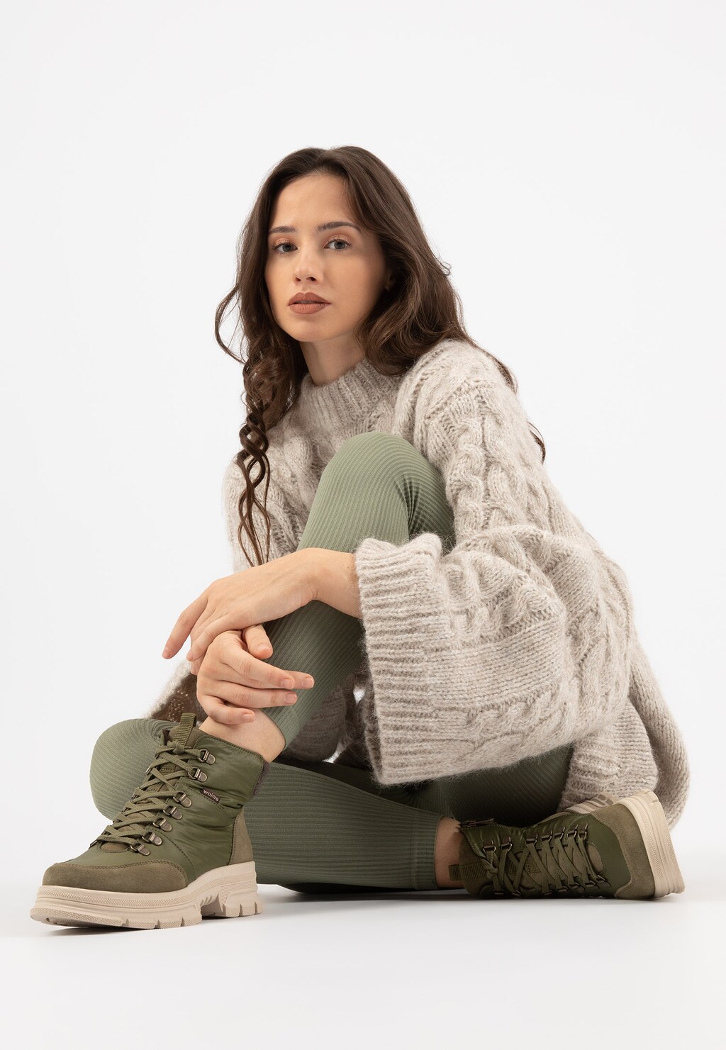 Zateplené členkové topánky v originálnej zelenej farbe 64053-87 Widok 1