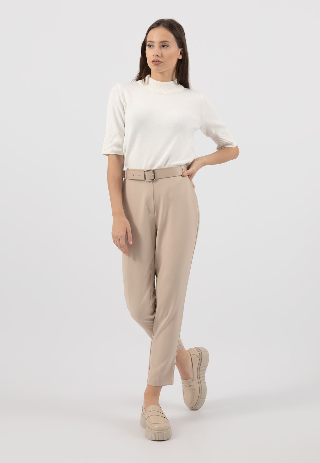 Beżowe mokasyny damskie na platformie 46125-54 Widok 1