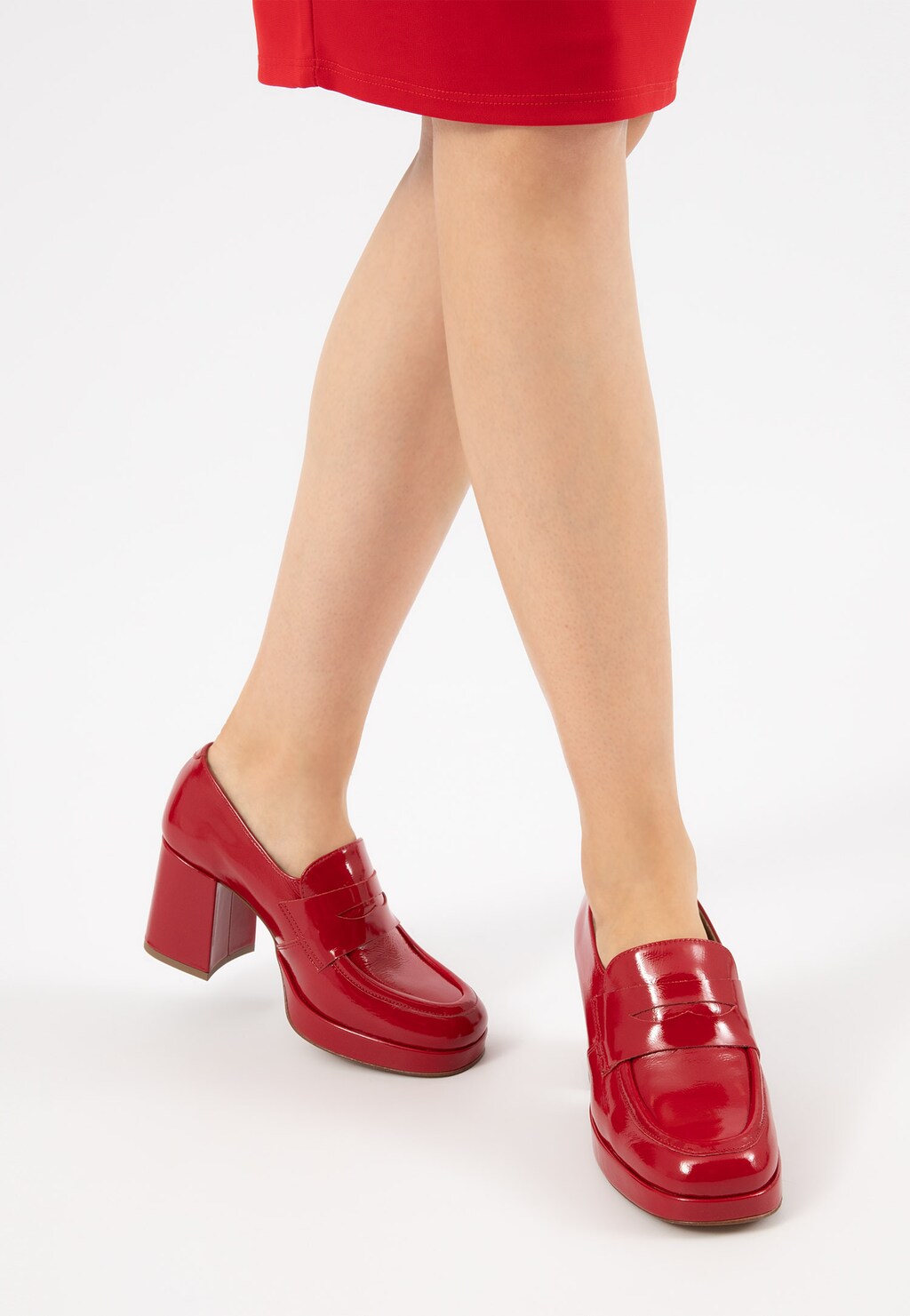 Červené kožené dámske poltopánky pre odvážne outfity 46183-35 Widok 7