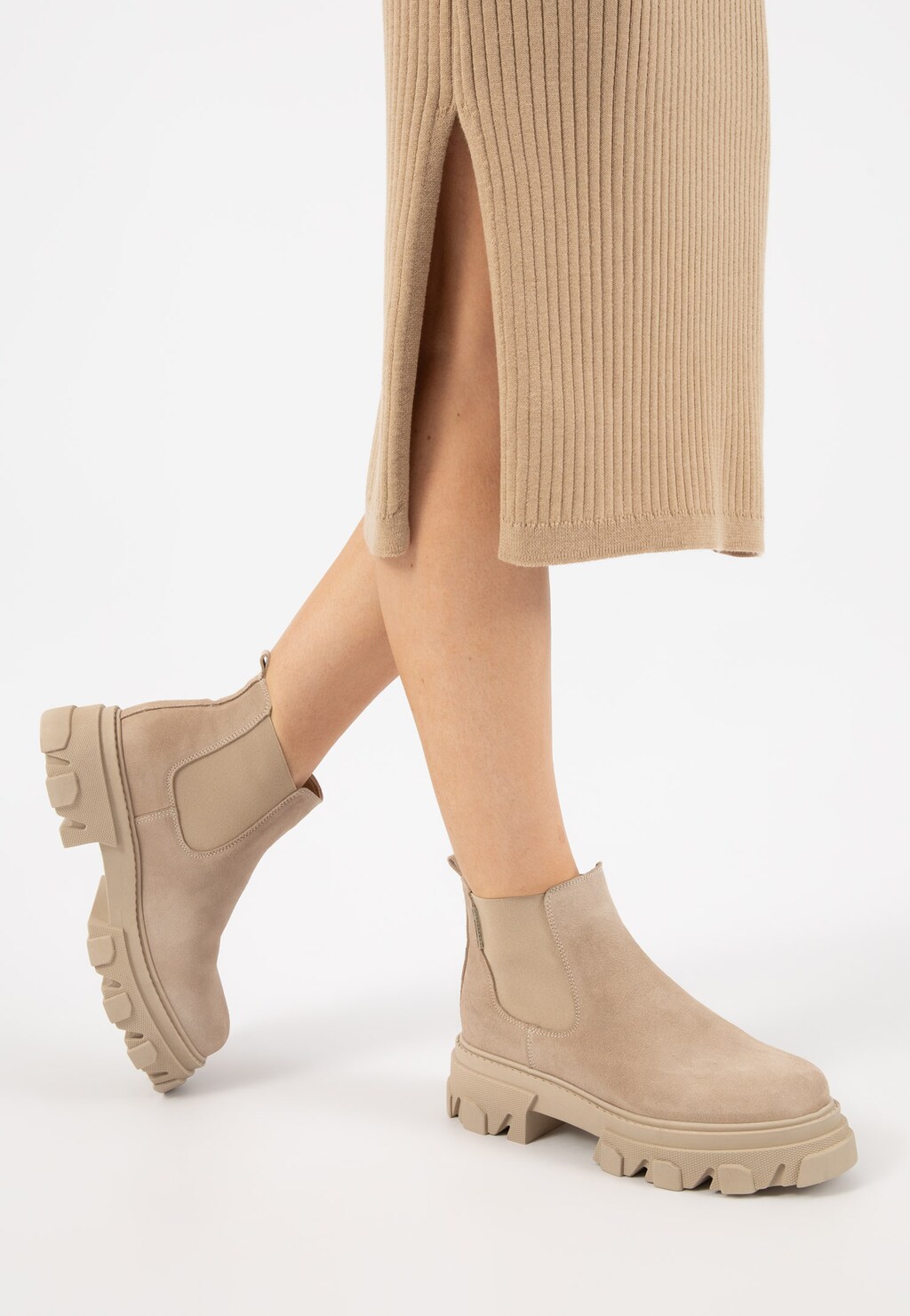 Dámske členkové čižmy z prírodnej béžovej kože 55041-64 Widok 9