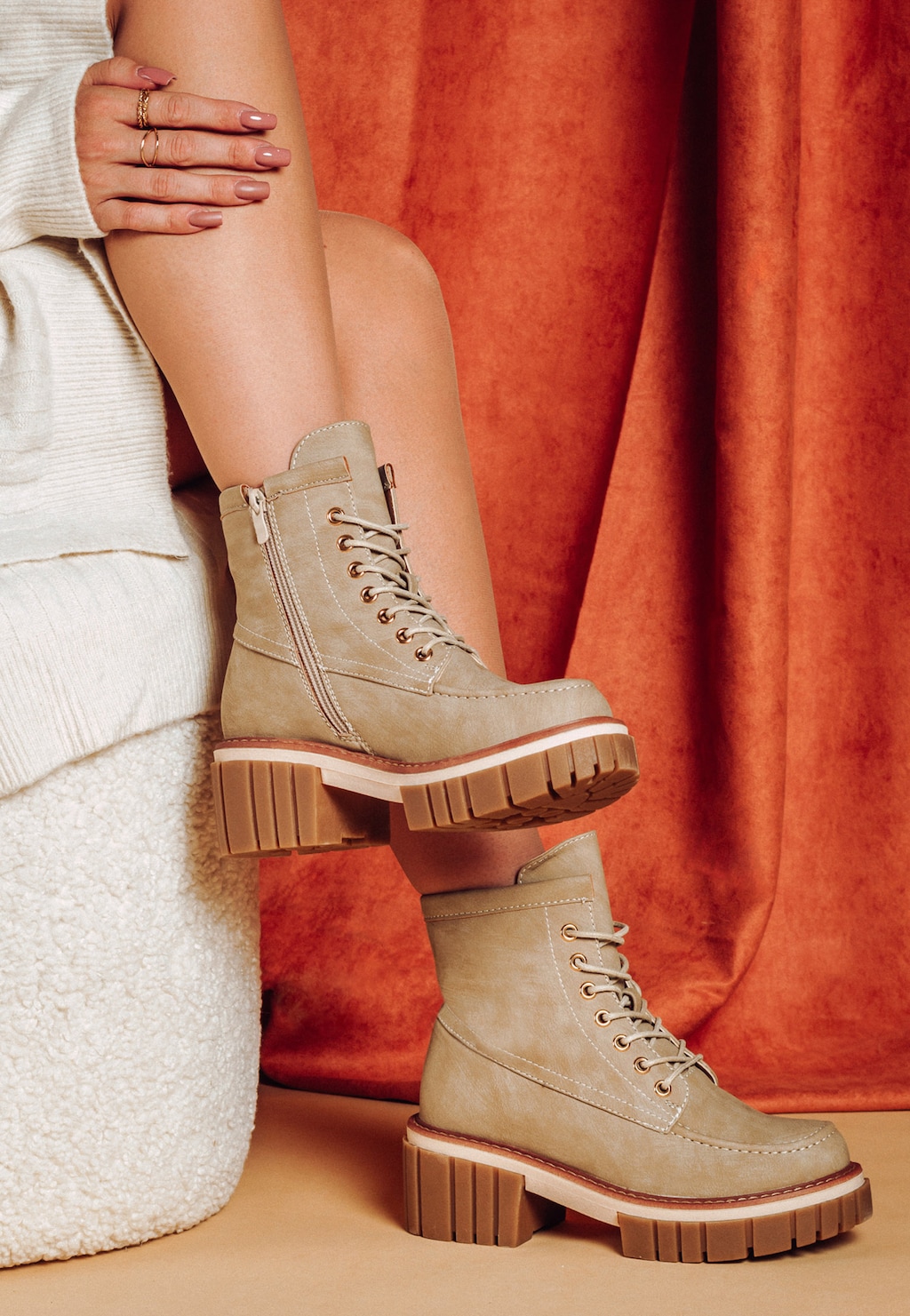 WJS beżowe trzewiki damskie w stylu miejskim WJS55039-64 Widok 1