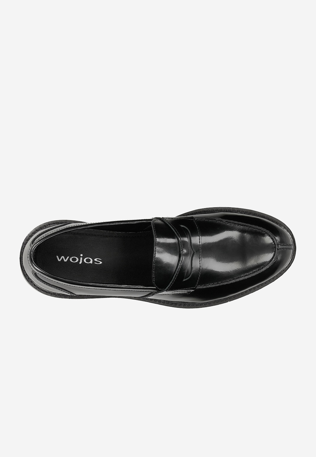 Czarne lakierowane mokasyny męskie Wojas model 10137-31 typu penny loafers, widok z góry ukazujący elegancki połysk i charakterystyczny pasek na przodzie buta.