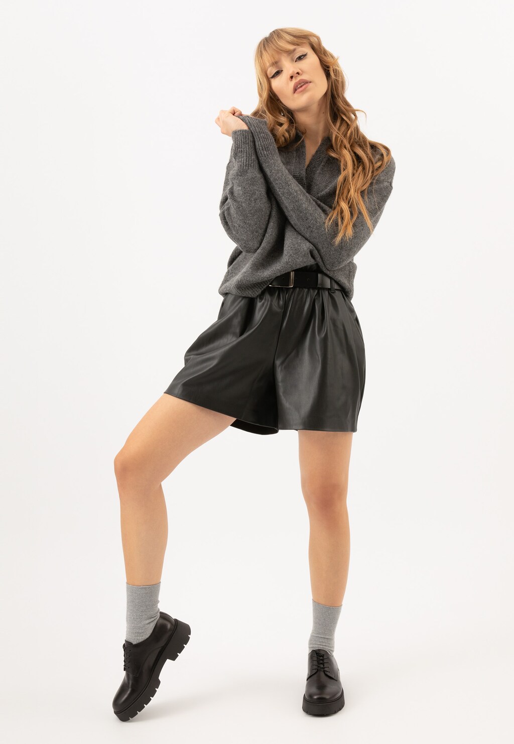 Dámske poltopánky z pravej kože na každý deň 46110-51 Widok 1