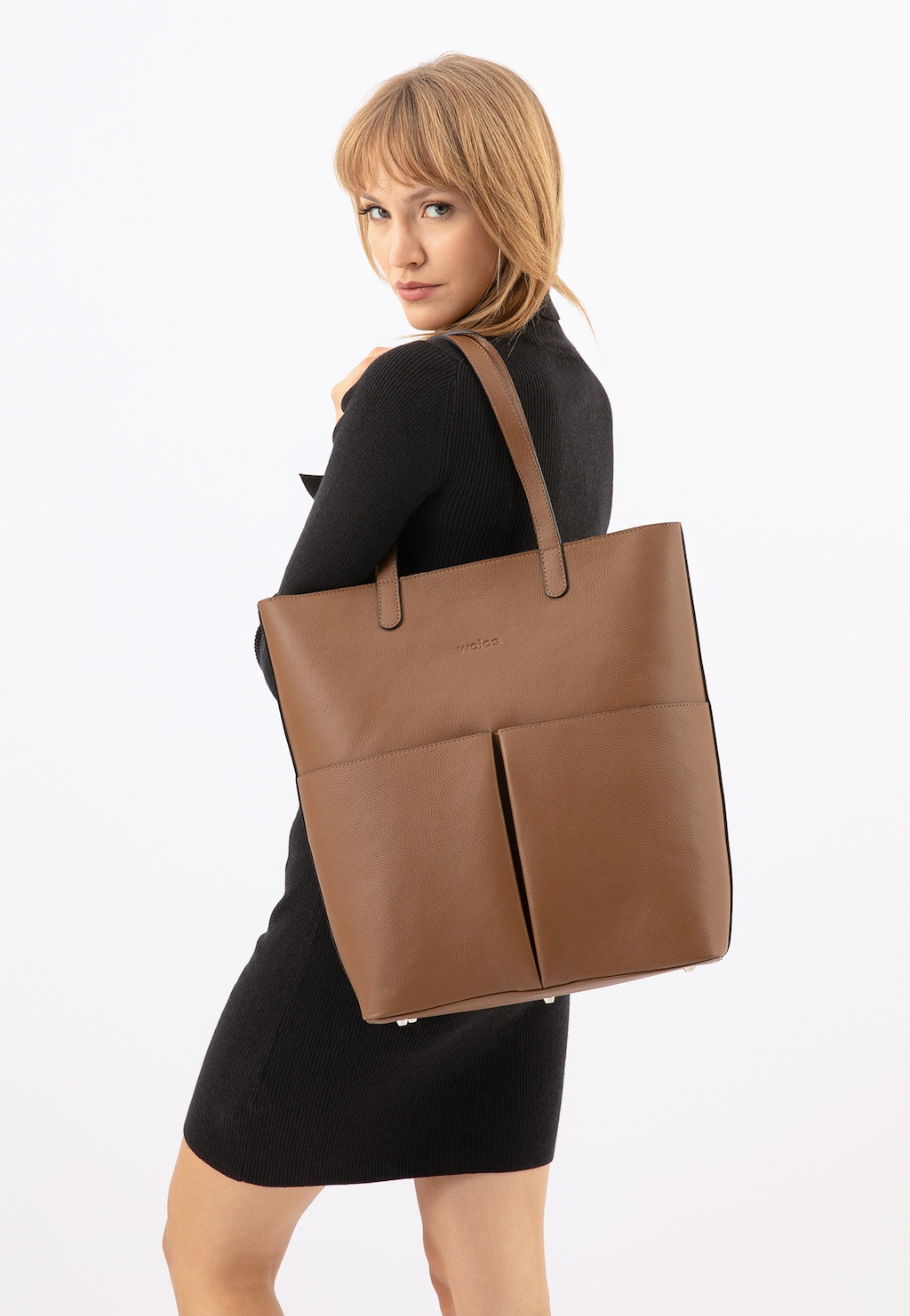 Pojemna skórzana shopperka damska w kolorze brązowym 80027-52 Widok 1