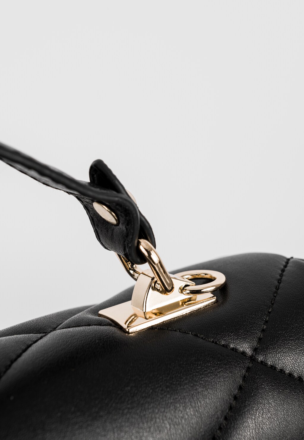 WJS mała czarna pikowana torebka damska WJS76140-51 Widok 3