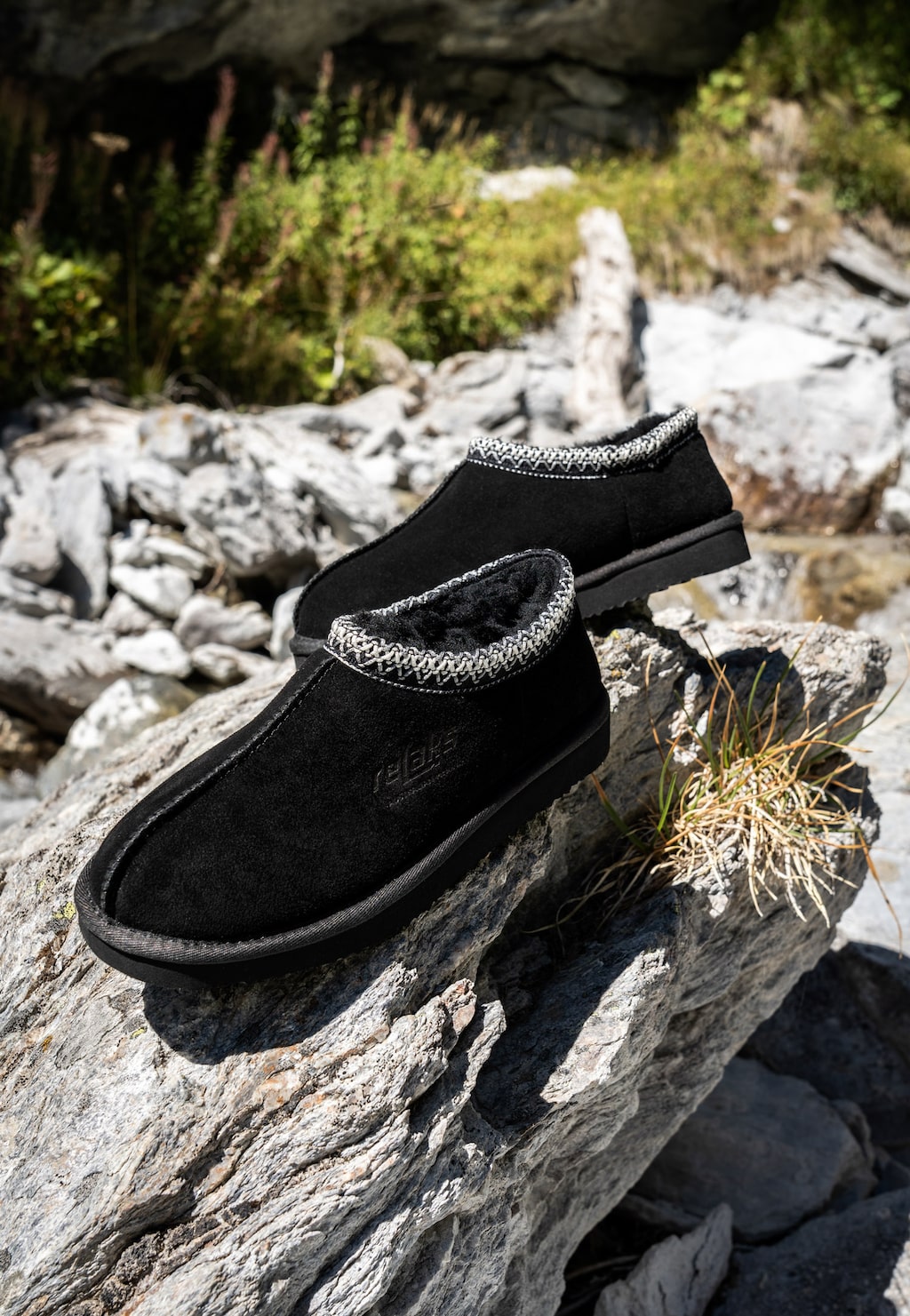 RELAKS czarne wsuwane kapcie z wełny merino R34002-61 Widok 1