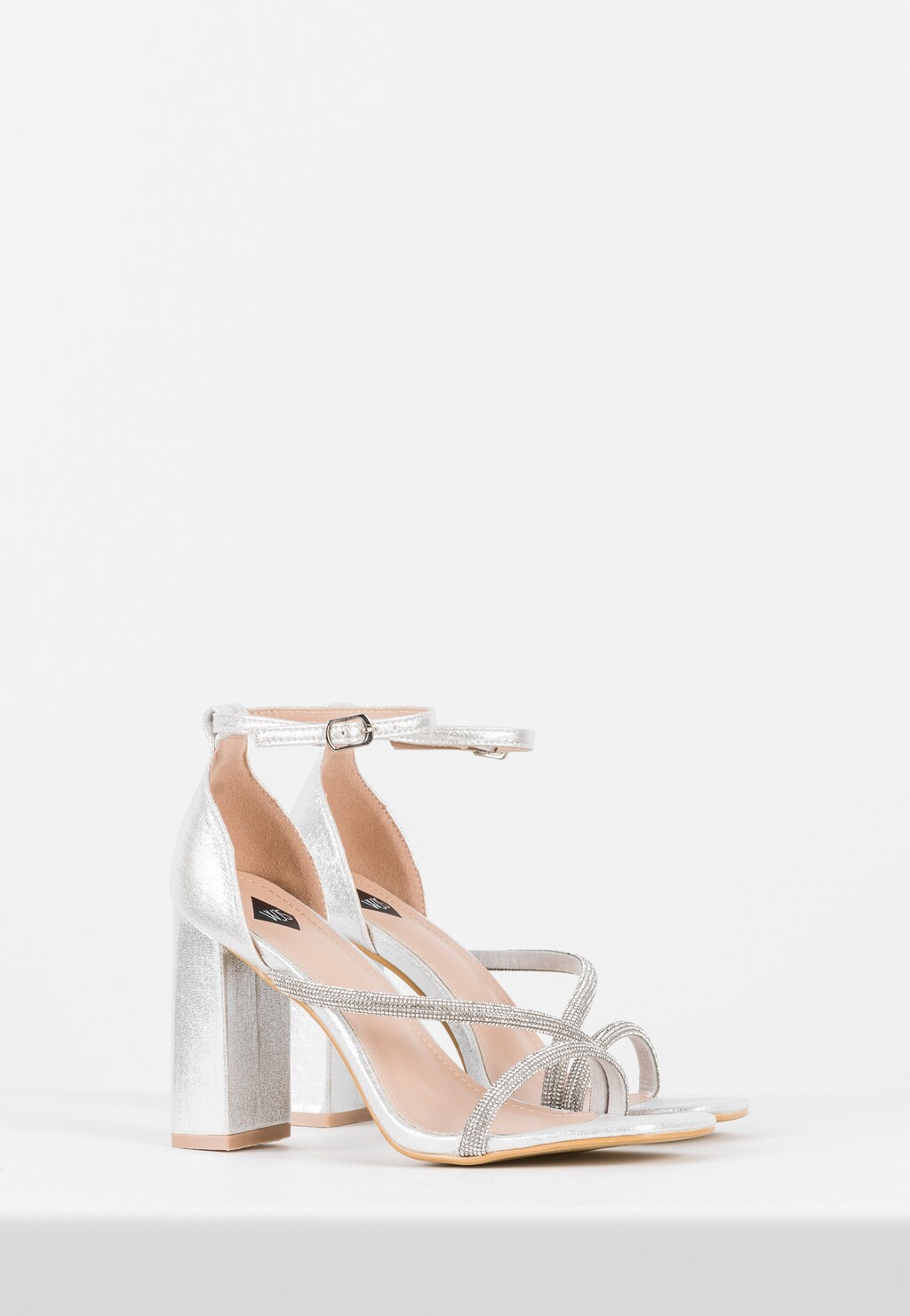 WJS zjawiskowe srebrne sandały damskie na obcasie WJS74051-19 Widok 3