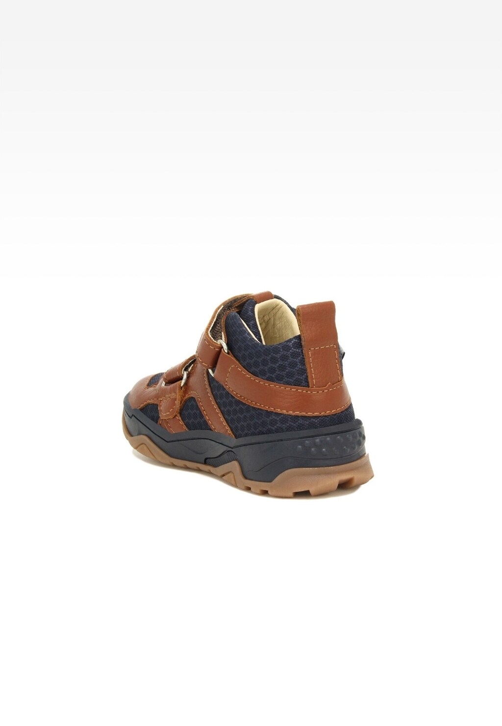 Dziecięce sneakersy Bartek 11711005 dla chłopców w granatowo-brązowej kolorystyce, widok z boku podeszwy i tyłu buta, wykonane z materiału i skóry z wyściełanym kołnierzem.