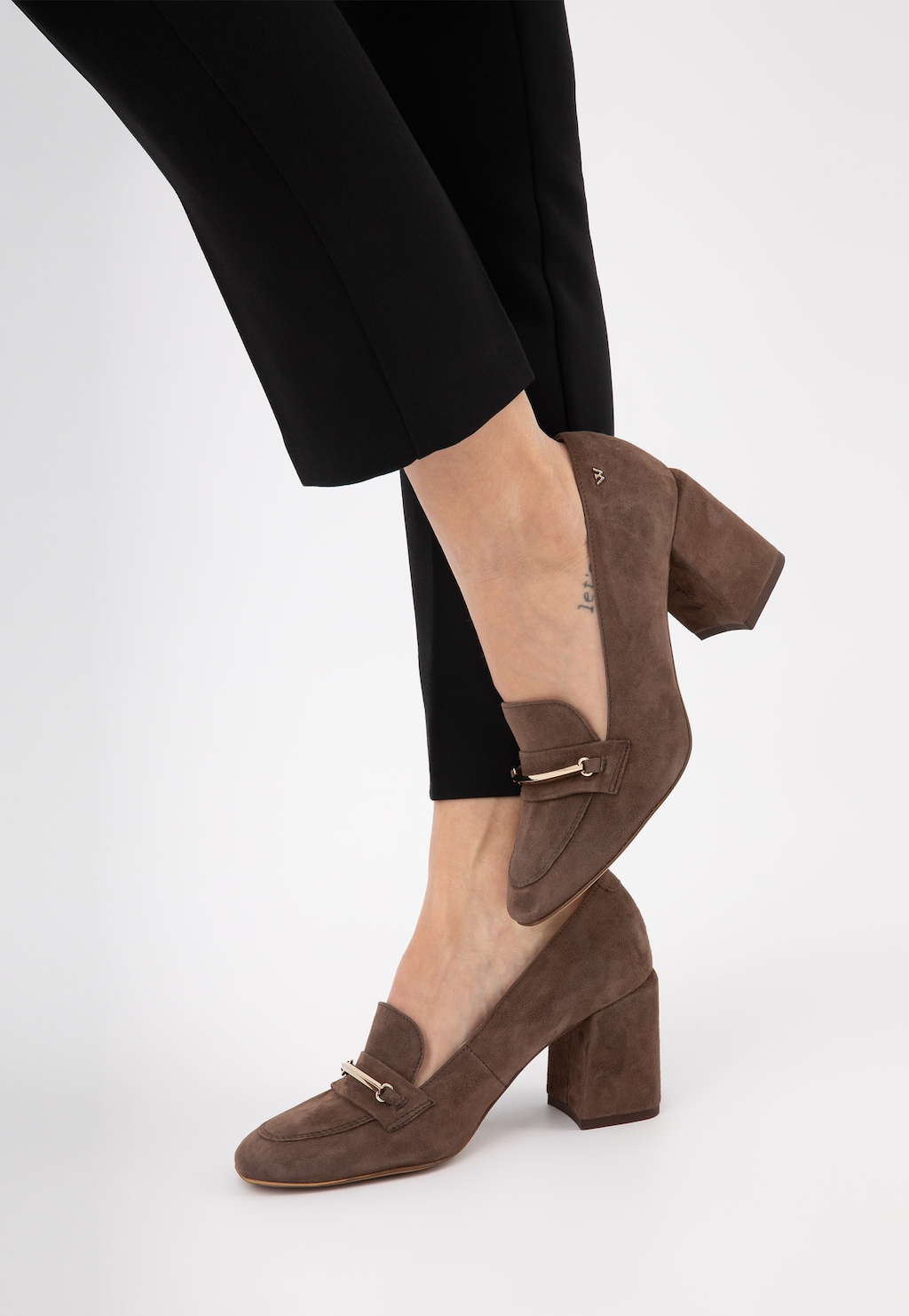 Brązowe mokasyny damskie na obcasie 46072-62 Widok 7