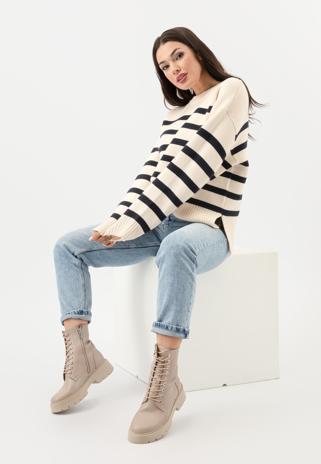 Béžové kožené dámske členkové čižmy na každý deň 64047-54 Widok 7