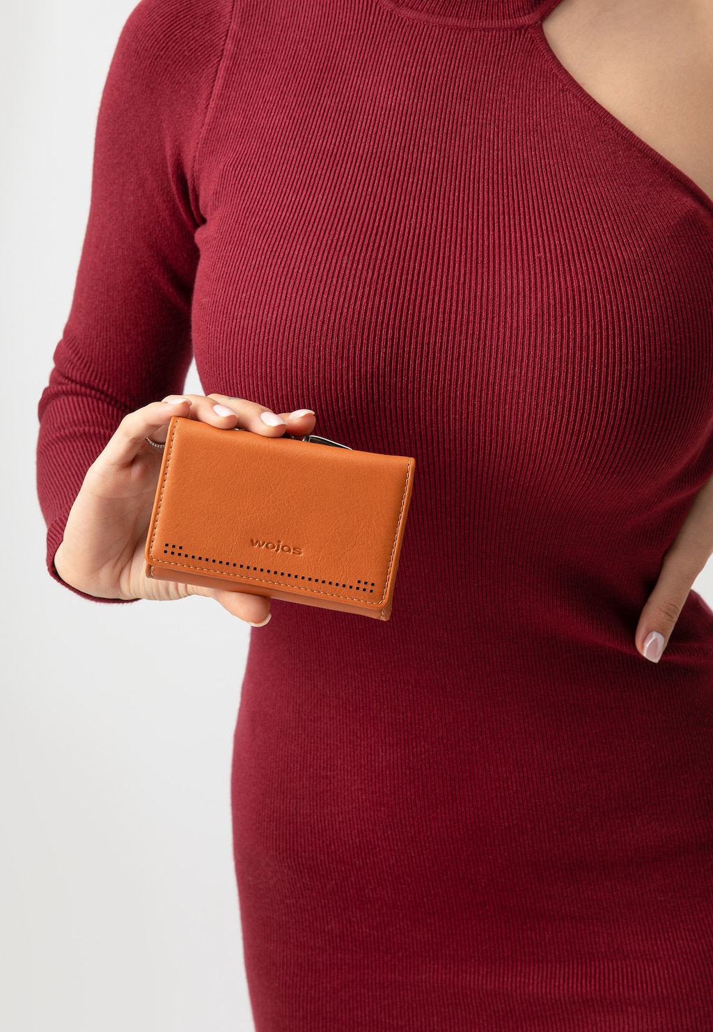 Malá hnědá dámská peněženka se zdobenou klopnou 91066-53 Widok 1