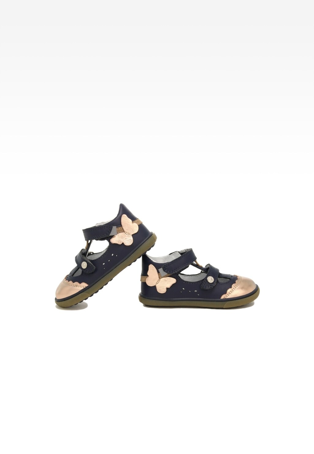 Granatowo-złote obuwie profilaktyczne Bartek Baby 81798-029 dla dziewcząt, z ozdobnymi złotymi motylkami, zapinane na rzepy, z profilowaną podeszwą i noskiem.
