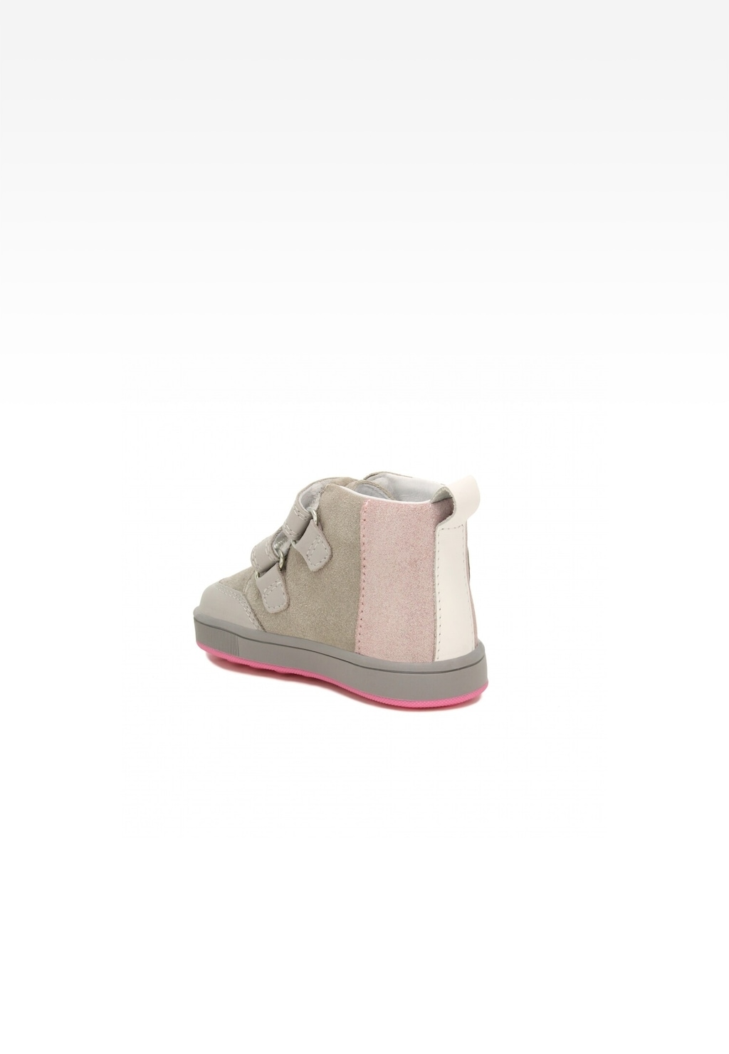 Dziecięcy bucik Bartek Mini first steps 136300-05 w szaro-różowym kolorze, z rzepami, widok z boku, idealny dla pierwszych kroków dziewczynki, z kontrastową różową podeszwą.