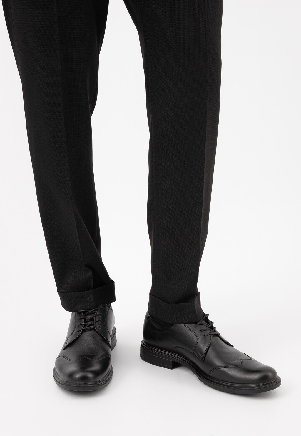 Czarne półbuty męskie z kolekcji CODE30 10067-51 Widok 7