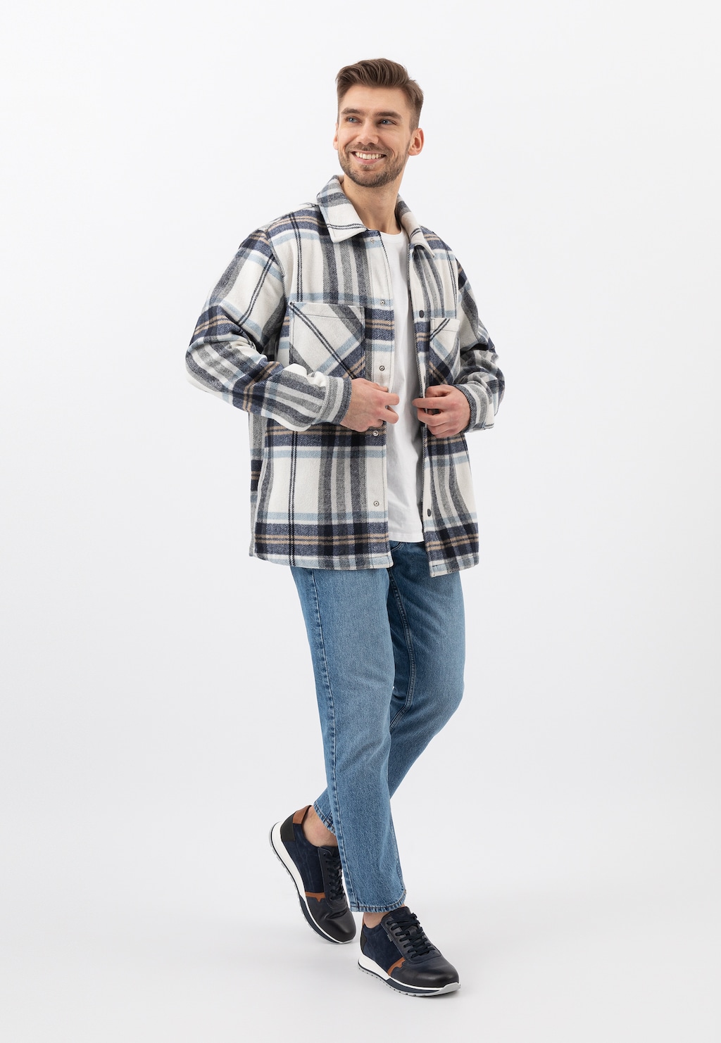 Tmavomodré elegantní tenisky pánské z hladké kůže 10021-76 Widok 1