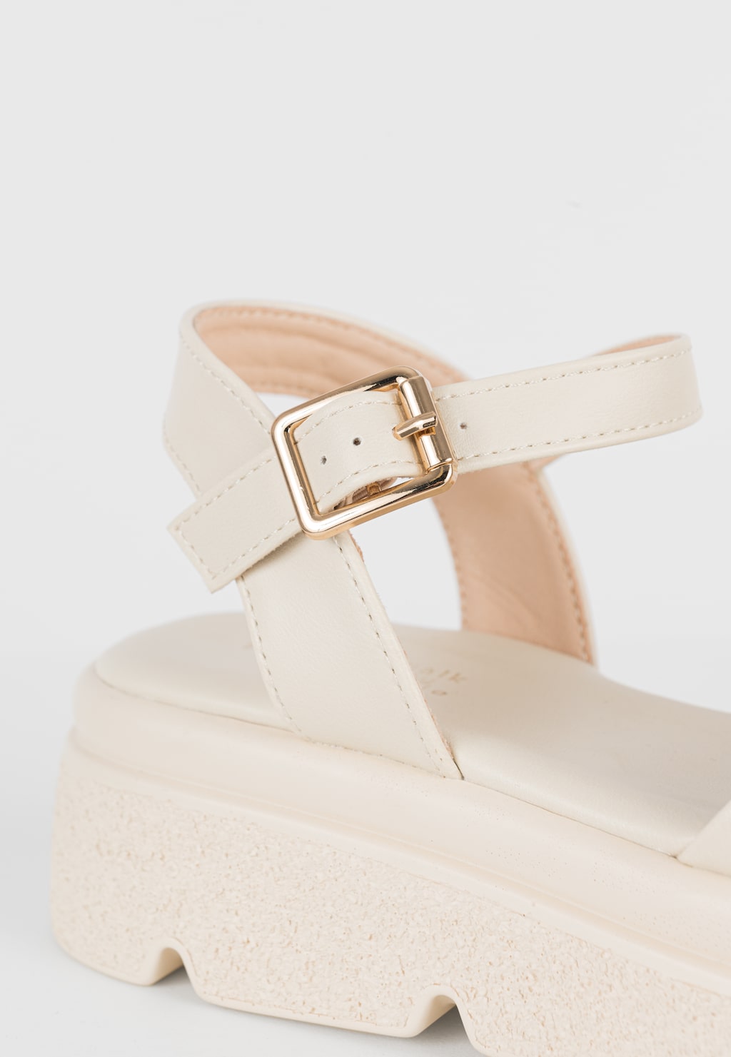 WJS beżowe sandały damskie na płaskiej wysokiej podeszwie WJS74080-54 Widok 4