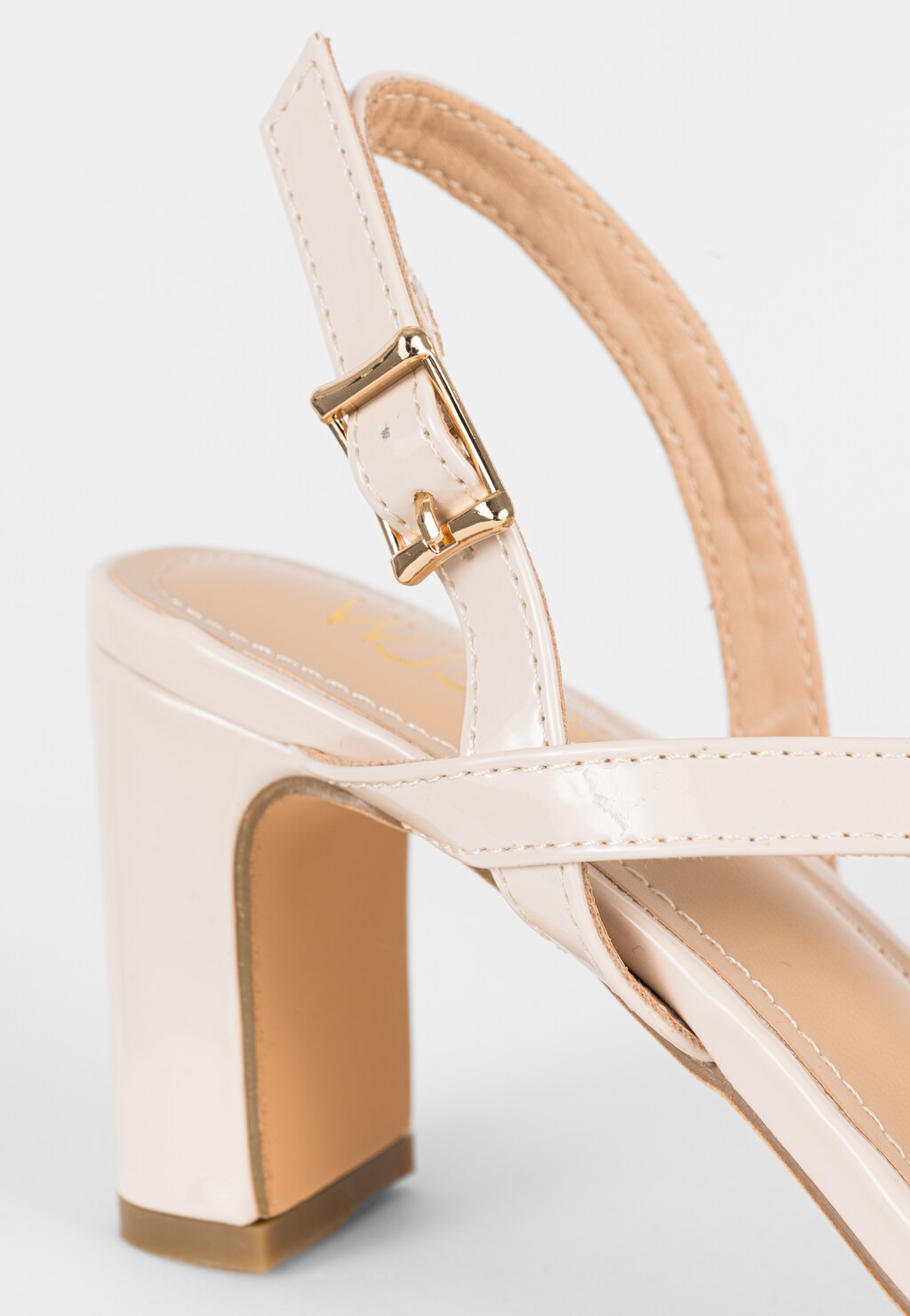 WJS beżowe lakierowane sandały damskie na obcasie WJS74079-34 Widok 4