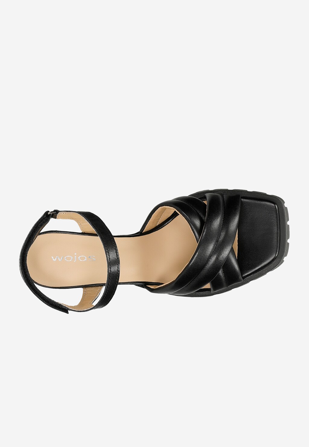 Czarne masywne sandały damskie Wojas model 76139-51 z widokiem z góry, ukazującym skórzane paski skrzyżowane na przodzie, kwadratowy nosek i regulowany pasek na kostce.