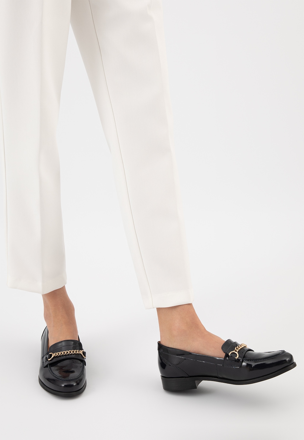 Lakované mokasíny dámské z kvalitní kůže 46012-36 Widok 7