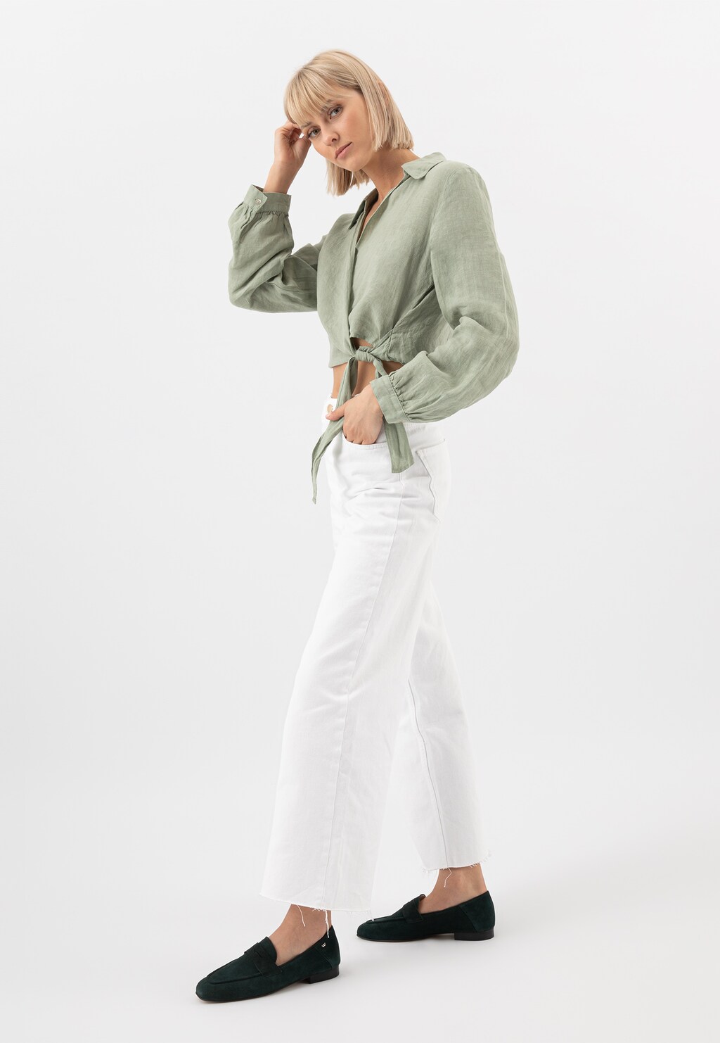 Zielone mokasyny damskie z dwoiny welurowej w stylu miejskim 46227-67 Widok 7