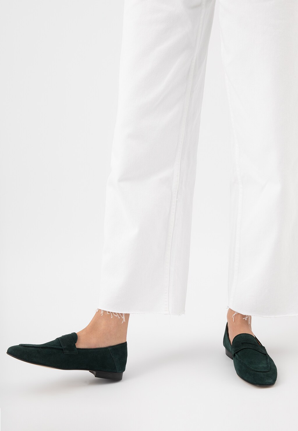 Zielone mokasyny damskie z dwoiny welurowej w stylu miejskim 46227-67 Widok 8