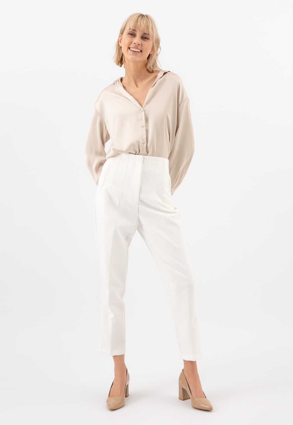 Objavte svet elegancie s béžovými lodičkami dámskymi 35027-34 Widok 7