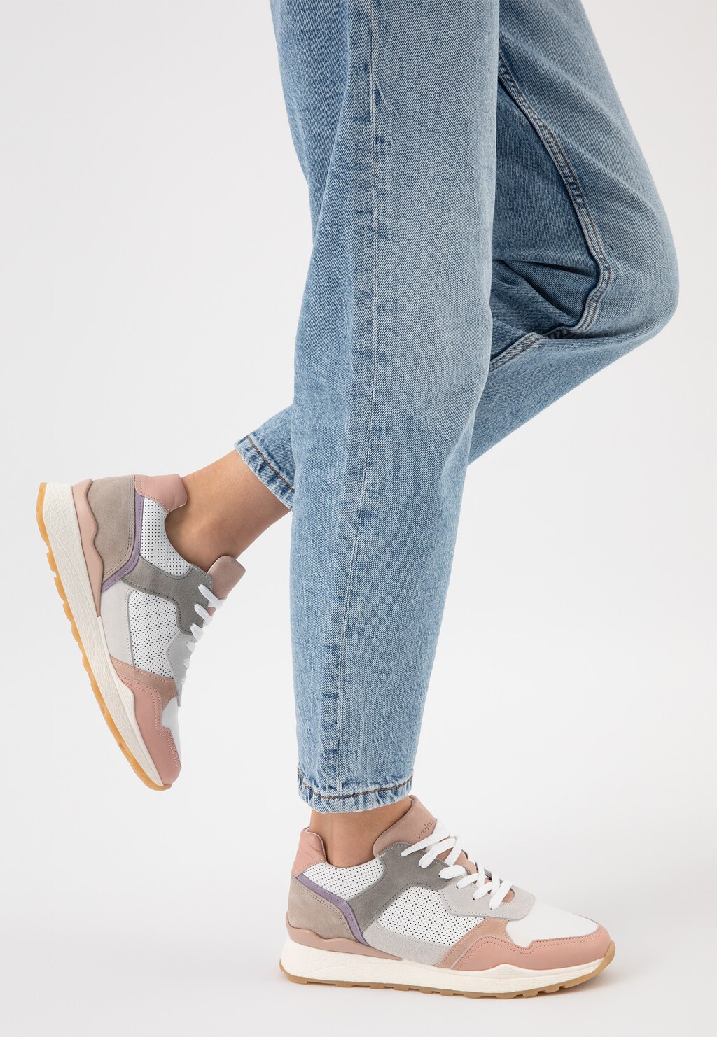 Wiosenne pastelowe sneakersy damskie 46097-75 Widok 8