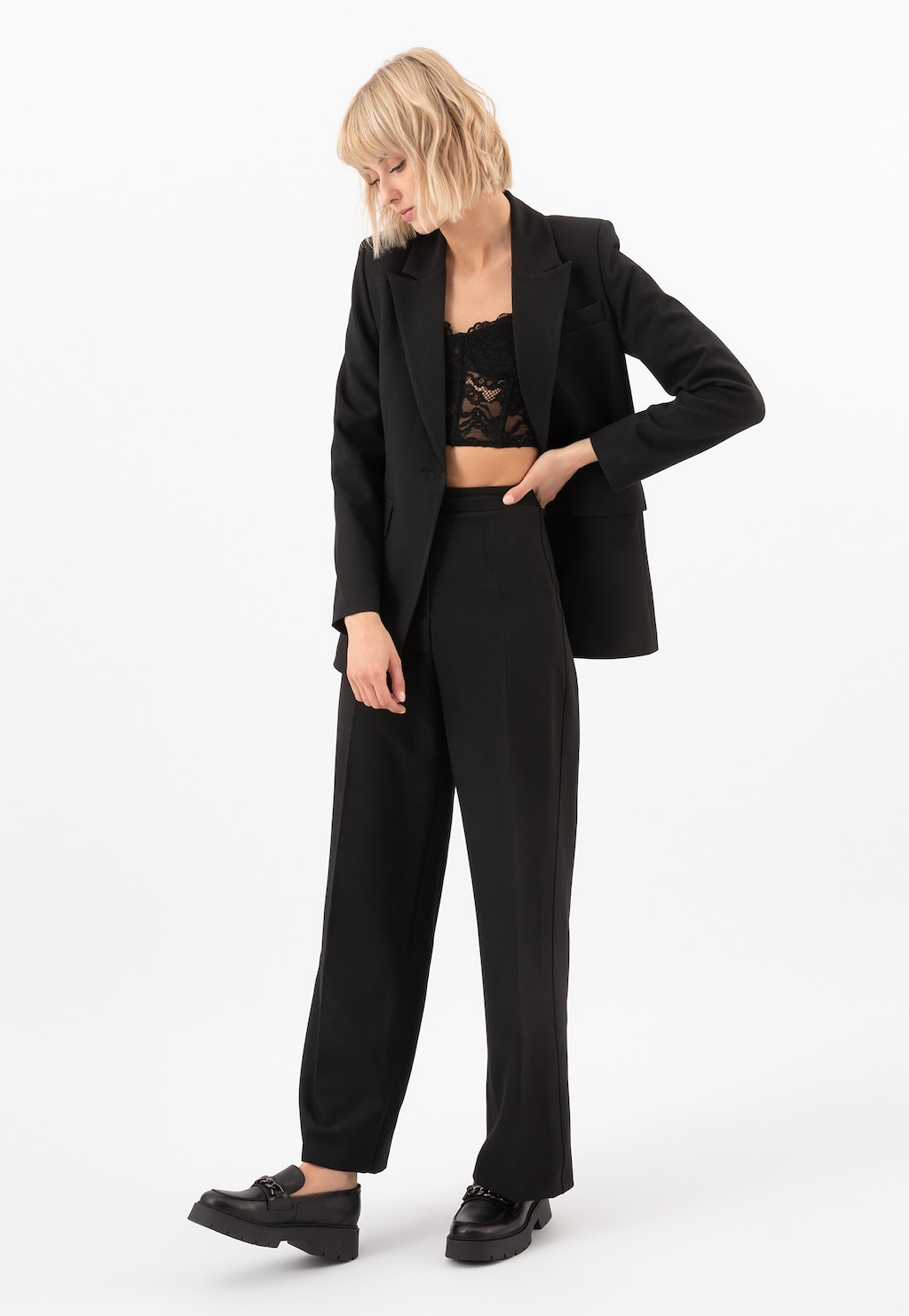 Černé kožené polobotky dámské s výraznou podrážkou 46112-51 Widok 9