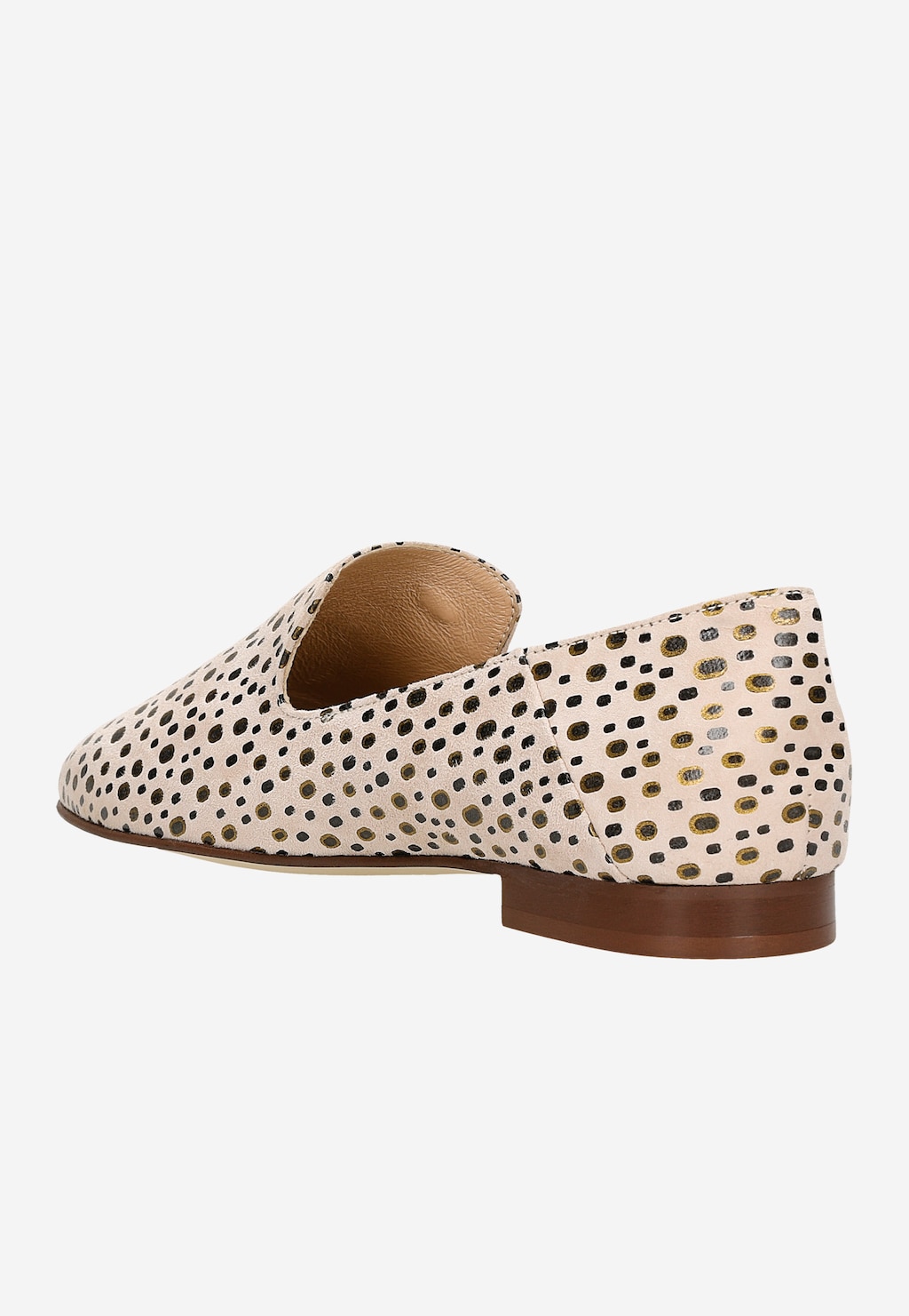 Kolorowe lordsy damskie Wojas model 45006-63 z beżowej skóry w charakterystyczny wzór czarno-złotych kropek, z brązową podeszwą, widoczne z boku.