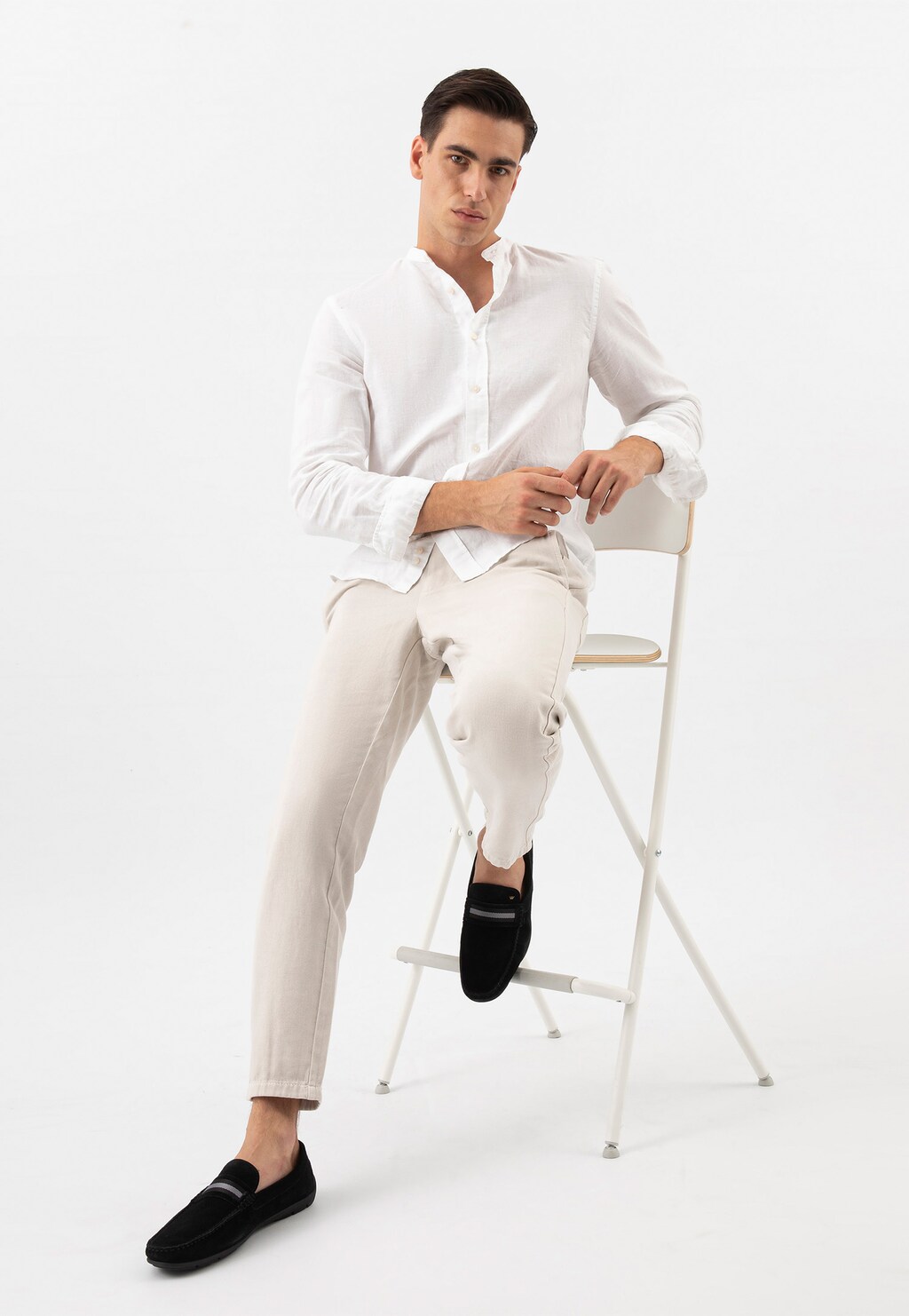 Czarne mokasyny męskie z materiałową ozdobą 10146-61 Widok 7