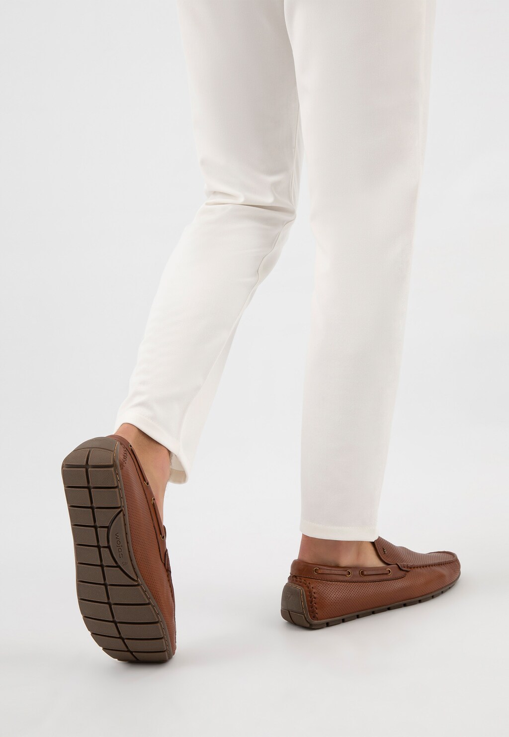 Brązowe ażurowe mokasyny męskie ze skóry licowej 10047-53 Widok 9