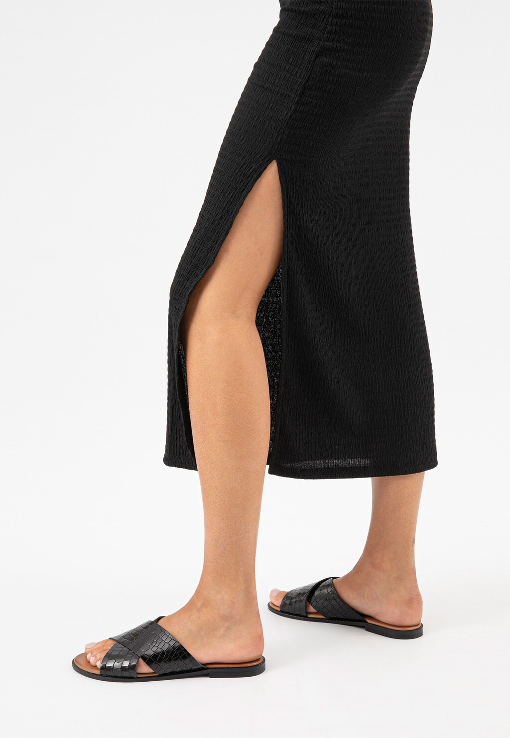 Elegantní dámské pantofle z hladké černé kůže 74095-51 Widok 7