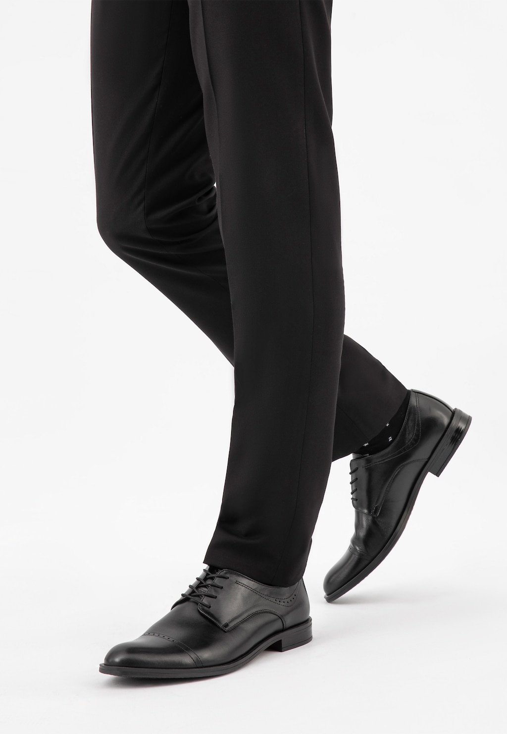 Czarne eleganckie półbuty męskie quarter brogues 10125-51 Widok 7