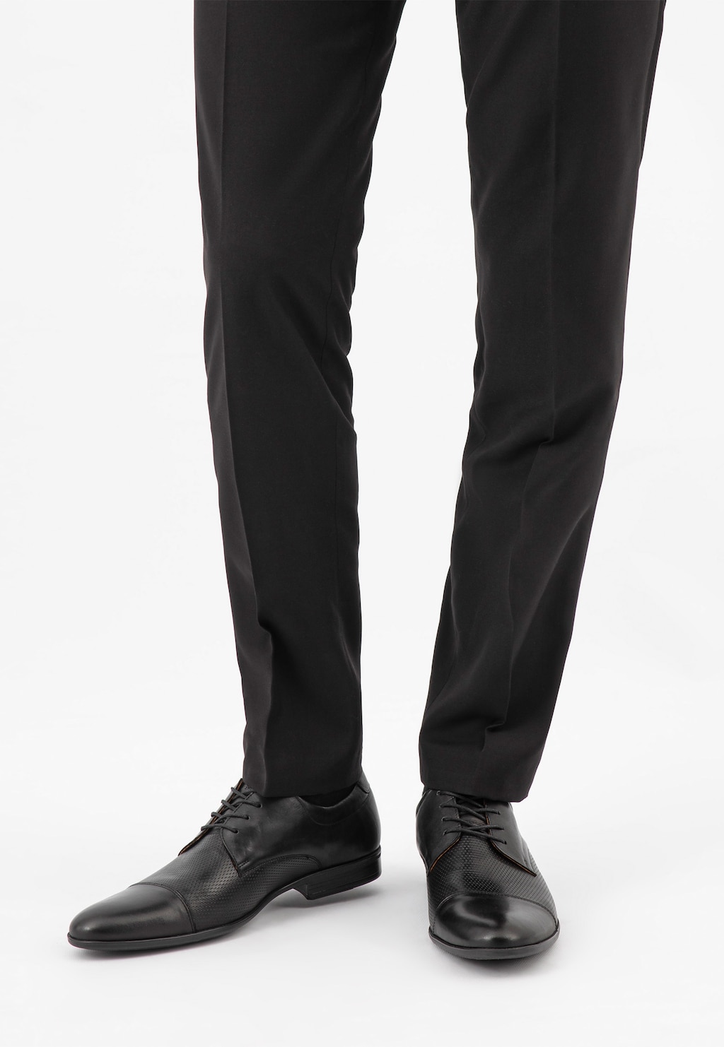 Čierne kožené pánske poltopánky v elegantnom dizajne 10140-51 Widok 8