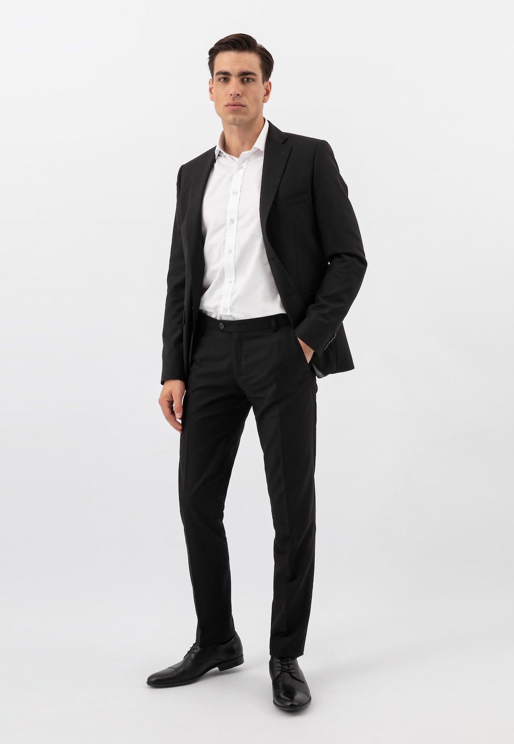 Čierne kožené pánske poltopánky v elegantnom dizajne 10140-51 Widok 1