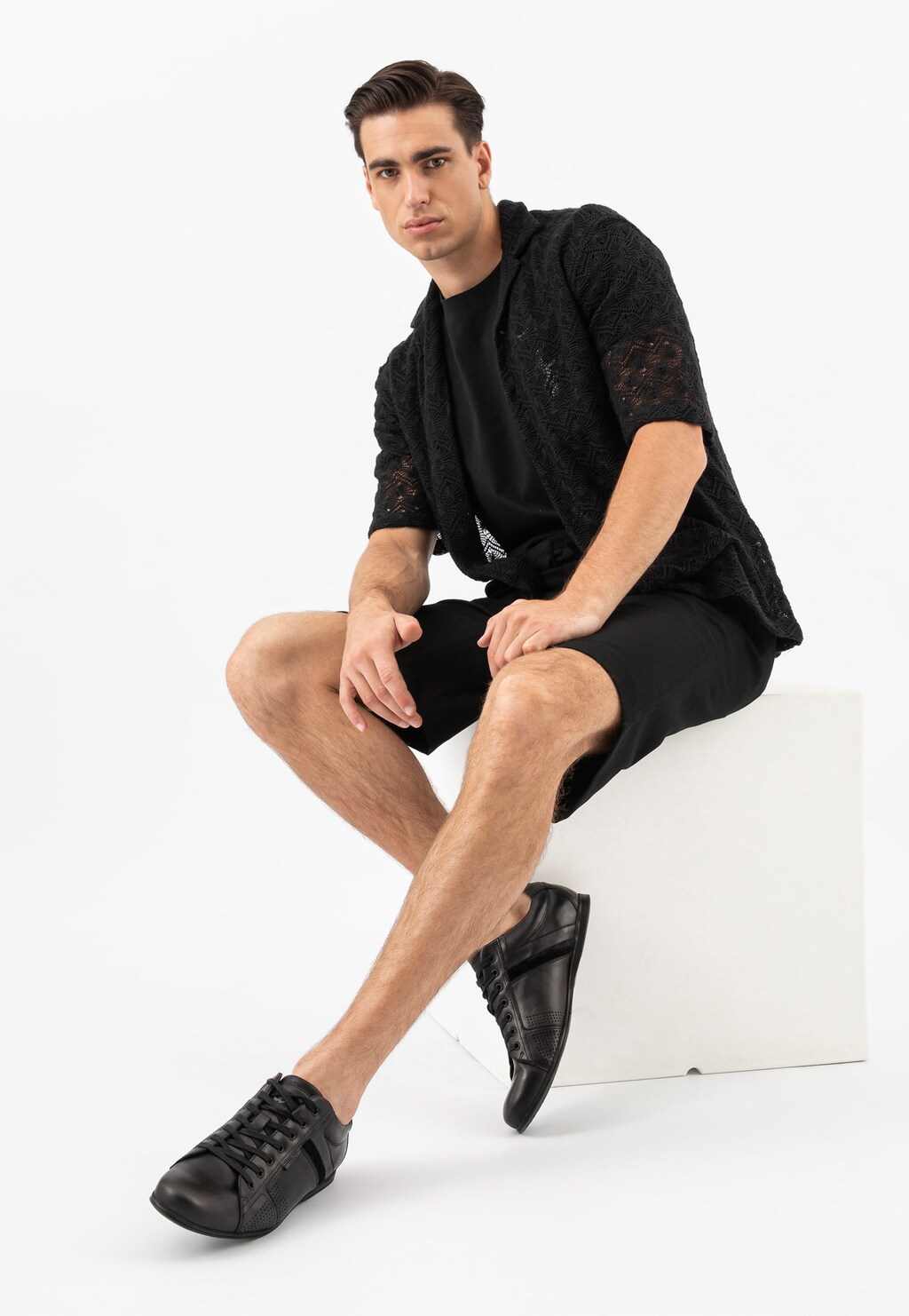 Čierne pánske poltopánky z lícovej kože 10157-71 Widok 1