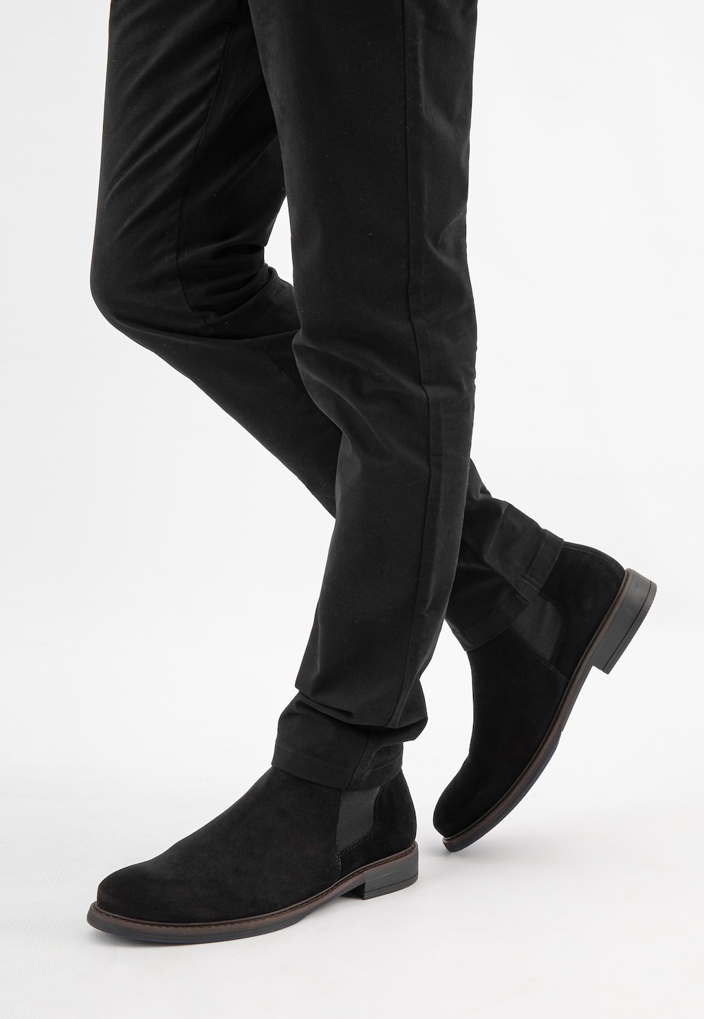 Jesenné pánske členkové čižmy z čiernej velúrovej kože 20015-61 Widok 8