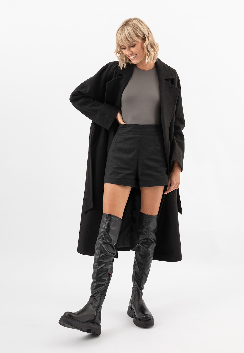 Czarne wysokie kozaki damskie typu bikery 71037-81 Widok 1