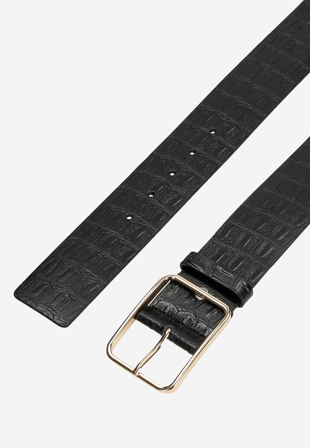Czarny pasek Wojas 93081-51 z tłoczonej skóry licowej o fakturze krokodyla, ze złotą klamrą i rzędem dziurek regulacyjnych, widok z góry.