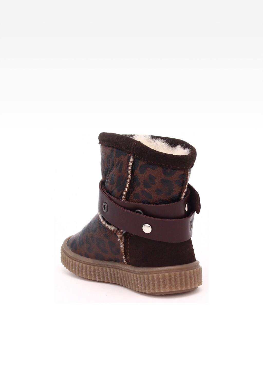 Kozaki dziewczęce Bartek W-610670/OLL w kolorze brązowym z panterką, ocieplane futerkiem, ozdobione skórzanym paskiem z nitami i gumową podeszwą.